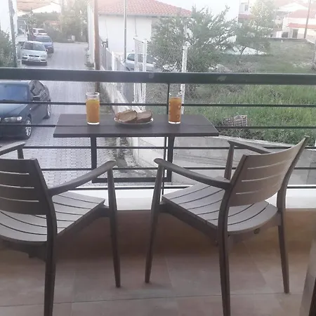 Eleni-areti * Pefkochori