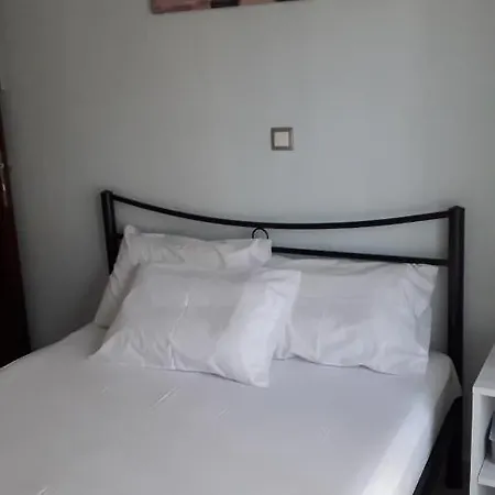 Apartament Eleni-areti *