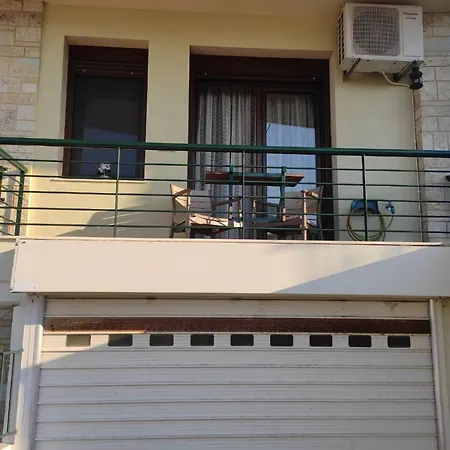 Apartament Eleni-areti *